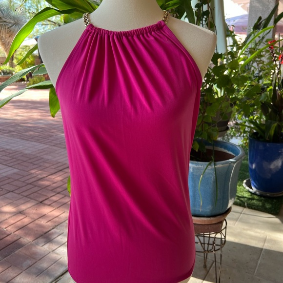 Michael Kors Fuschia halter top with chain neckline - Picture 3 of 9
